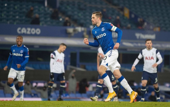 论加剧球队 论加剧球队